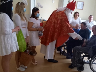 4B Mikulas CSS 03 2.jpg