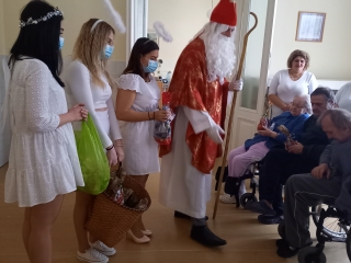 4B Mikulas CSS 04 2.jpg