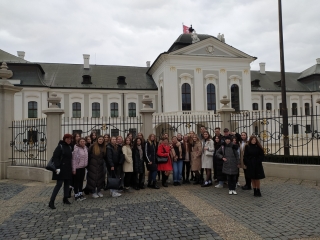 Divadlo 3A BA 01.jpg